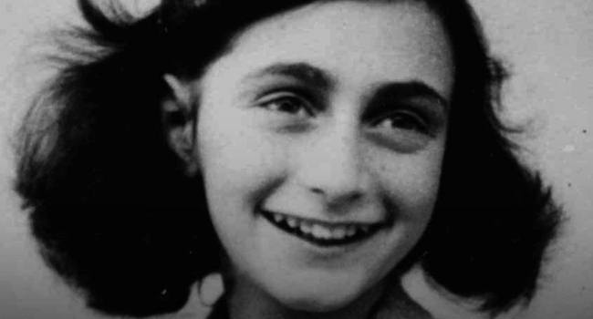 Anne-Frank-08