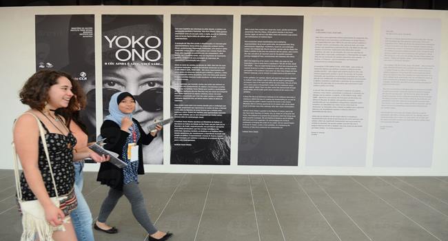 Exposição O céu ainda é azul, você sabe... da artista Yoko Ono, no Instituto Tomie Ohtake