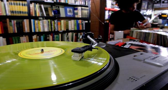Feira do Vinil
