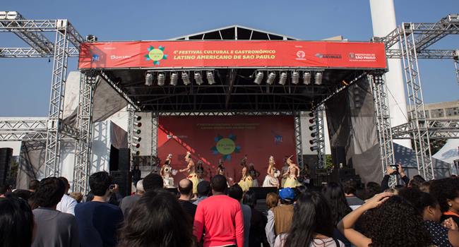 5º Soy Latino no Memorial da América Latina Palco
