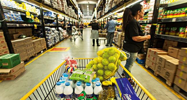 compras_pesquisa_pessimismo_na_economia