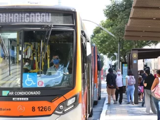 Governo investe R$ 9,7 bilhões no transporte público do Brasil com nova frota de ônibus totalmente acessível e melhorias na mobilidade urbana em regiões metropolitanas.