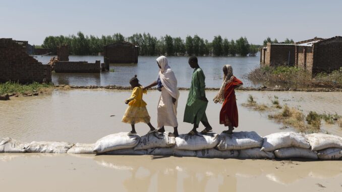 Imagem destacada - Mostra em Congonhas destaca impacto climático na trajetória de refugiados