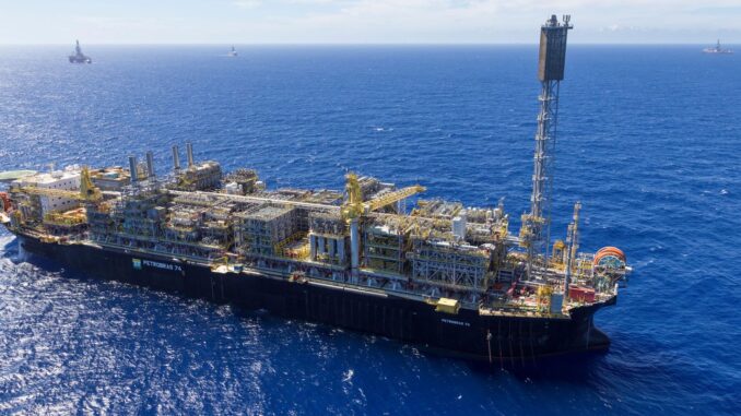 Imagem destacada - Petrobras autoriza construção de quatro navios e renova a frota