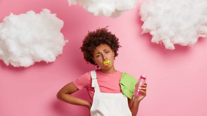 Imagem destacada - Uso de chupeta por adultos revela busca por alívio da ansiedade