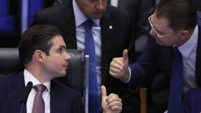 Imagem destacada - Câmara devolve voto secreto à PEC da Blindagem após novo acordo
