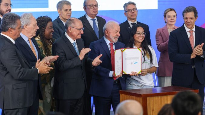 Imagem destacada - Lula sanciona ECA Digital e eleva ANPD a agência reguladora