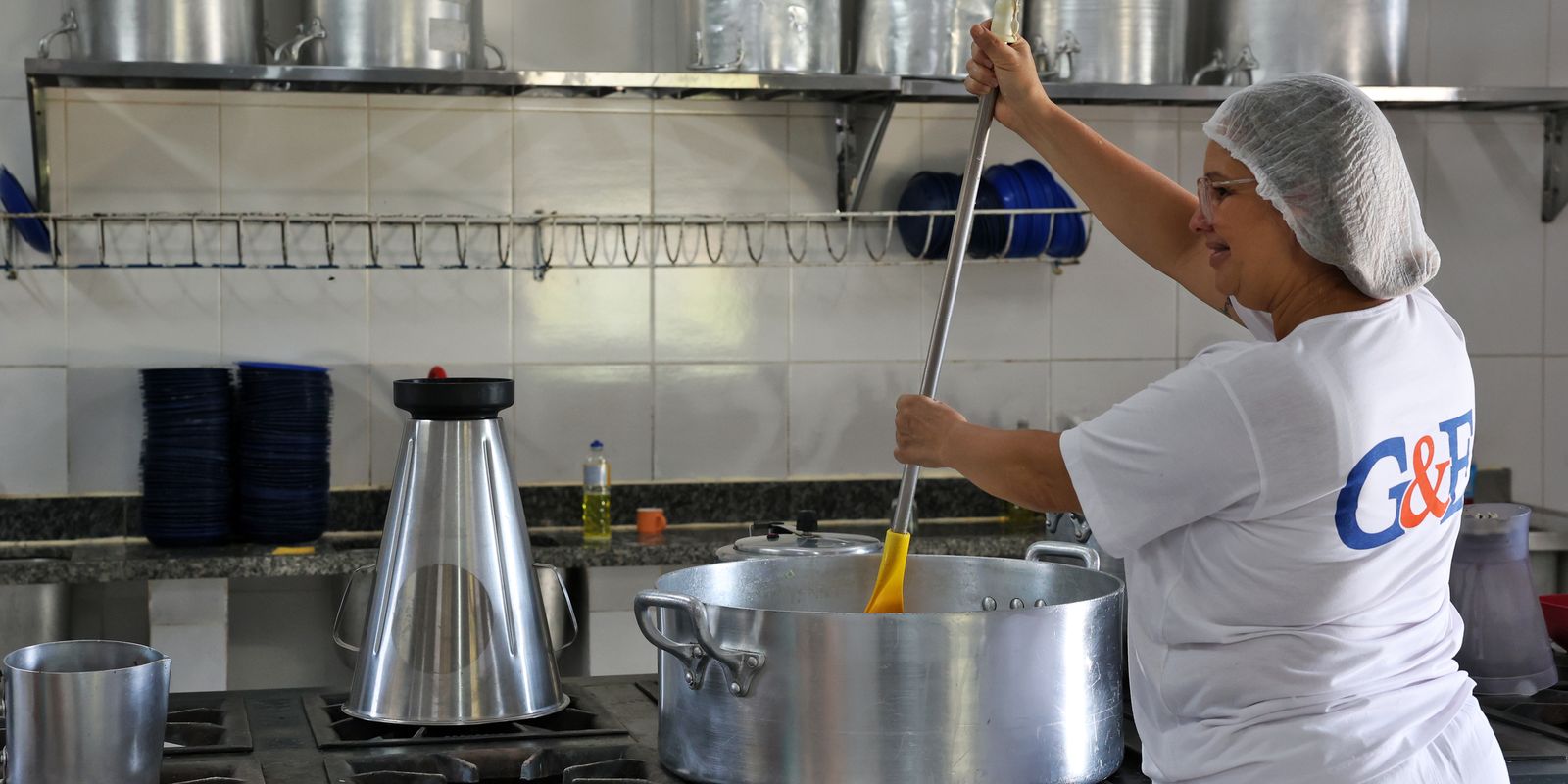 Ceará veta ultraprocessados na merenda e prevê fim até 2027 - Imagem do artigo