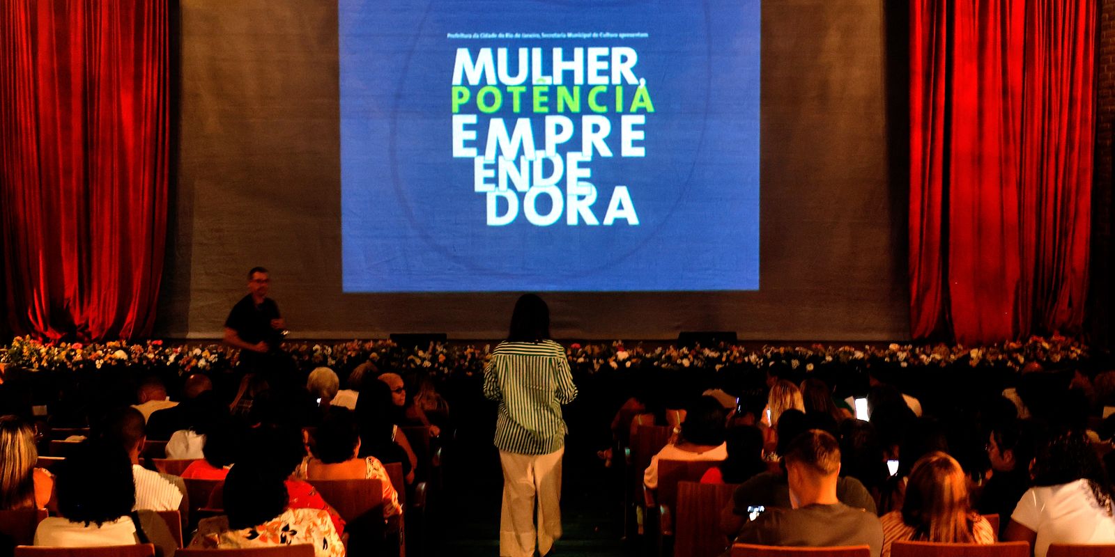 Curso forma 260 mulheres para empreender em moda, beleza e comida - Imagem do artigo