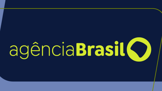 Imagem destacada - Mal das pernas inquietas afeta mais mulheres, diz estudo médico
