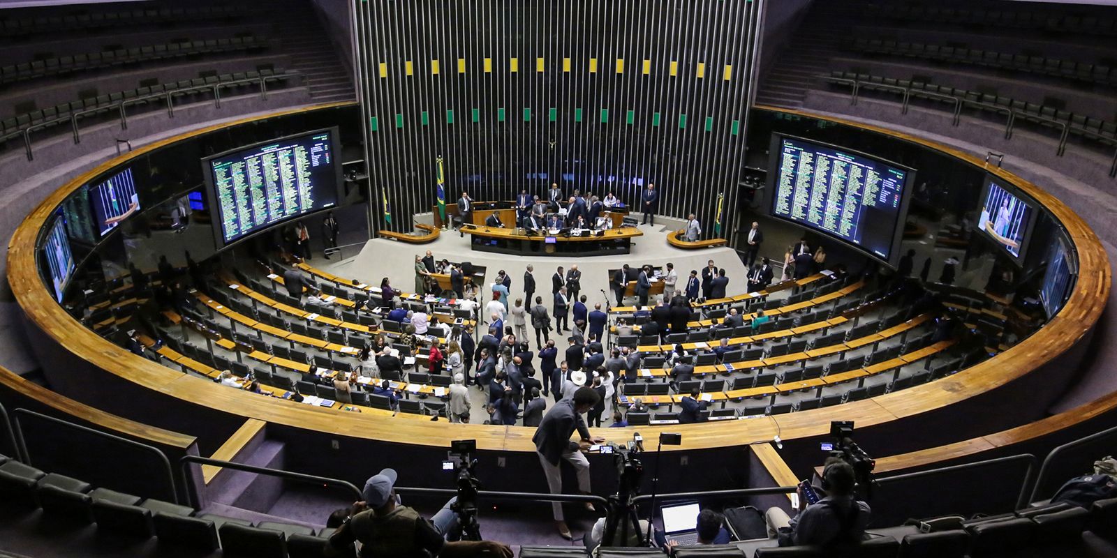 Delegados da PF veem ameaça de impunidade na PEC da Blindagem - Imagem do artigo