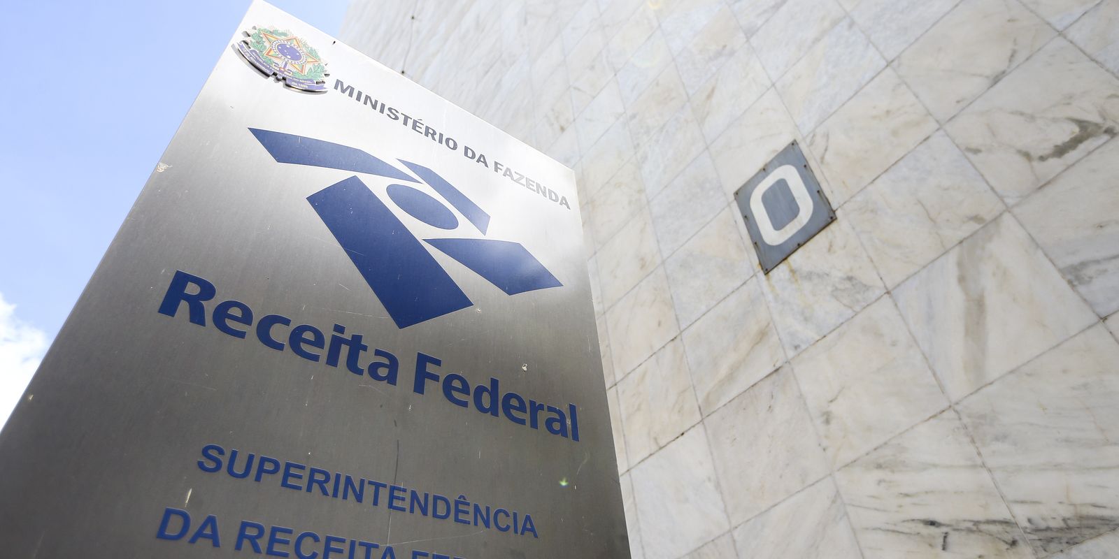 Receita apreende 240 mi em combustível ilegal na Operação Cadeia - Imagem do artigo