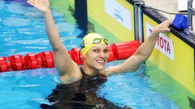 Imagem destacada - Carol Santiago vence 100m costas e é tricampeã em Singapura