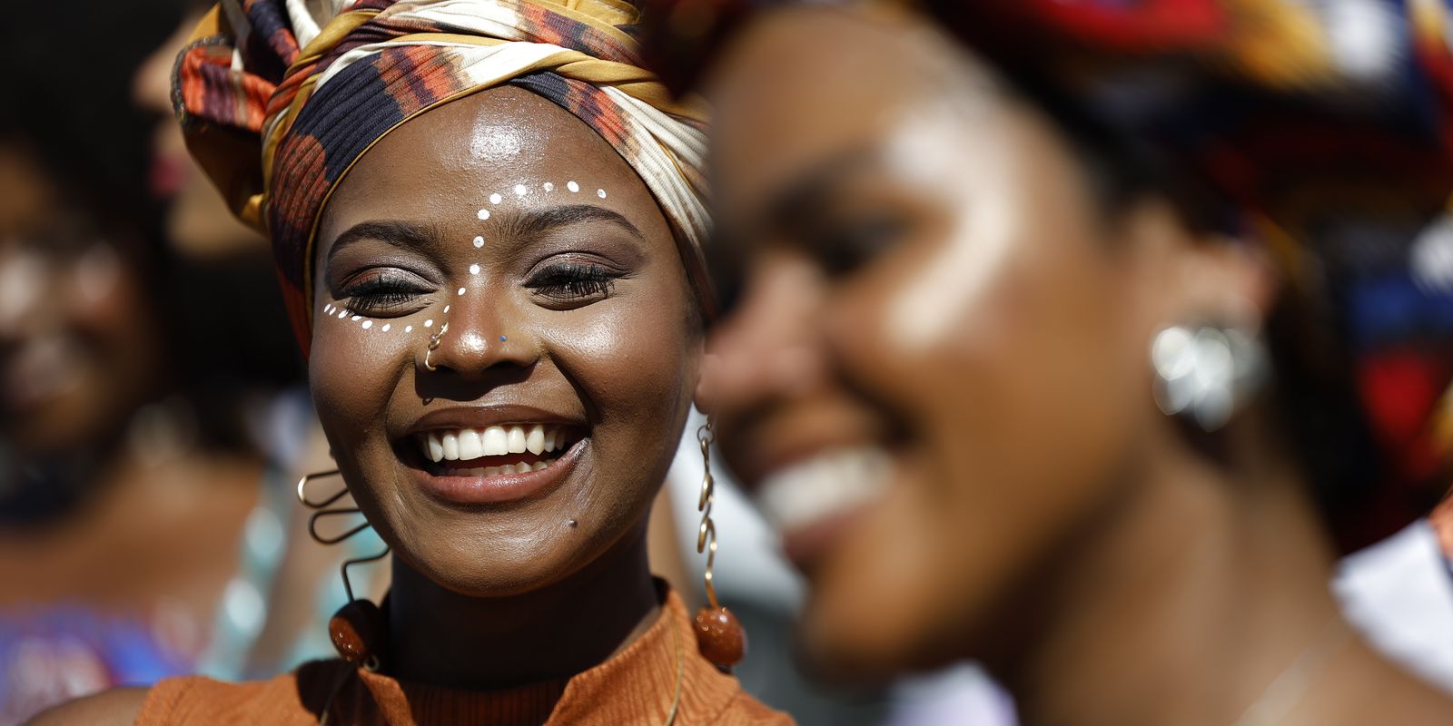 Dermatologistas cobram atenção específica à saúde da pele negra no Brasil - Imagem do artigo