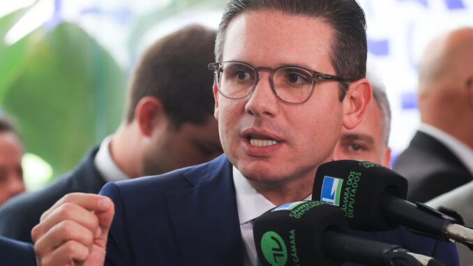 Imagem destacada - Hugo Motta vê espaço para diálogo Brasil-EUA após fala de Trump