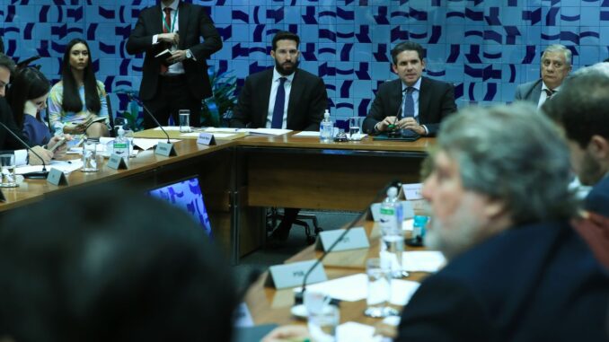 Imagem destacada - Câmara avalia hoje isenção de IR para renda até R$ 5 mil