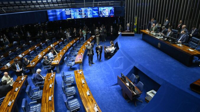 Imagem destacada - CCJ do Senado vota PEC da Blindagem e pode arquivar texto