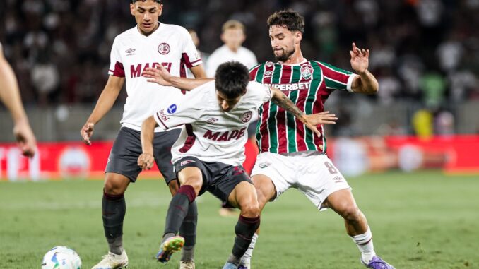 Imagem destacada - Fluminense empata com Lanús no Maracanã e cai na Sul-Americana