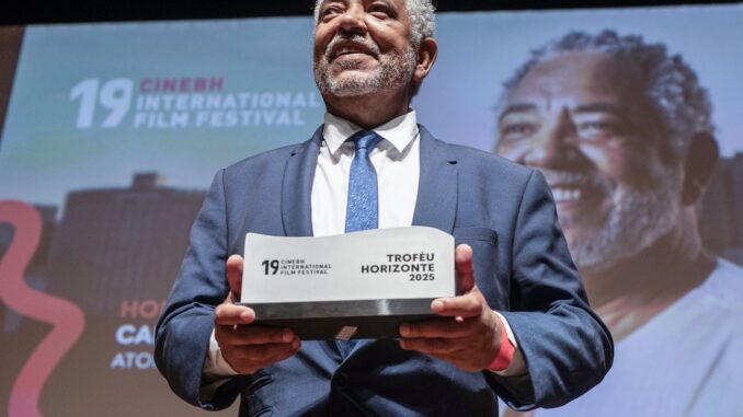 Imagem destacada - CineBH abre a 19ª edição e homenageia o ator Carlos Francisco