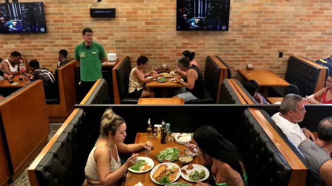 Imagem destacada - Bares e restaurantes reduzem prejuízos e indicam retomada em 2025