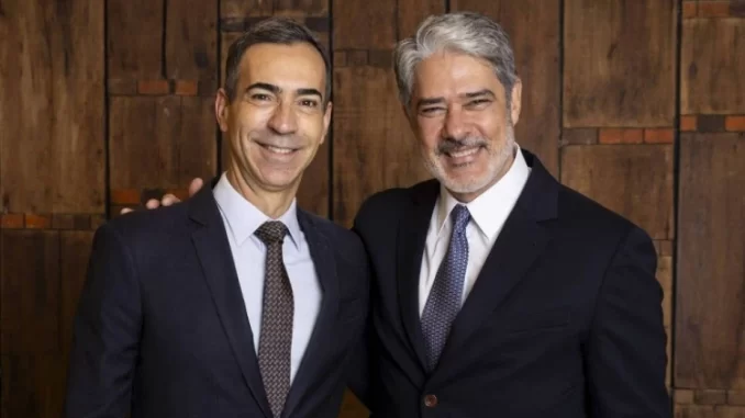 william-bonner-deixa-o-jornal-nacional-tralli-assume-em-novembro William Bonner deixa o Jornal Nacional ao lado de Marcelo Tralli, que assume o jornal em novembro. Fotografia com fundo de painel de madeira.