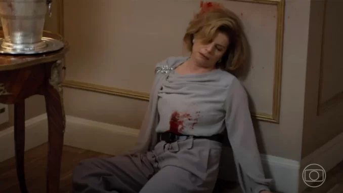 vale-tudo-1988-odete-roitman-misterio-jpg Cena da novela Vale Tudo de 1988, com personagem caída no chão com sangue após suposto assassinato de Odete Roitman, relembre o mistério que chocou o Brasil.