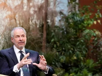 Embaixador durante entrevista fala sobre adaptação climática como foco principal da COP30, destacando a importância do tema na conferência global de mudanças climáticas.