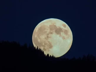 segunda superlua de 2025 poderá ser observada em todo o Brasil a partir desta quarta-feira, 5 de novembro