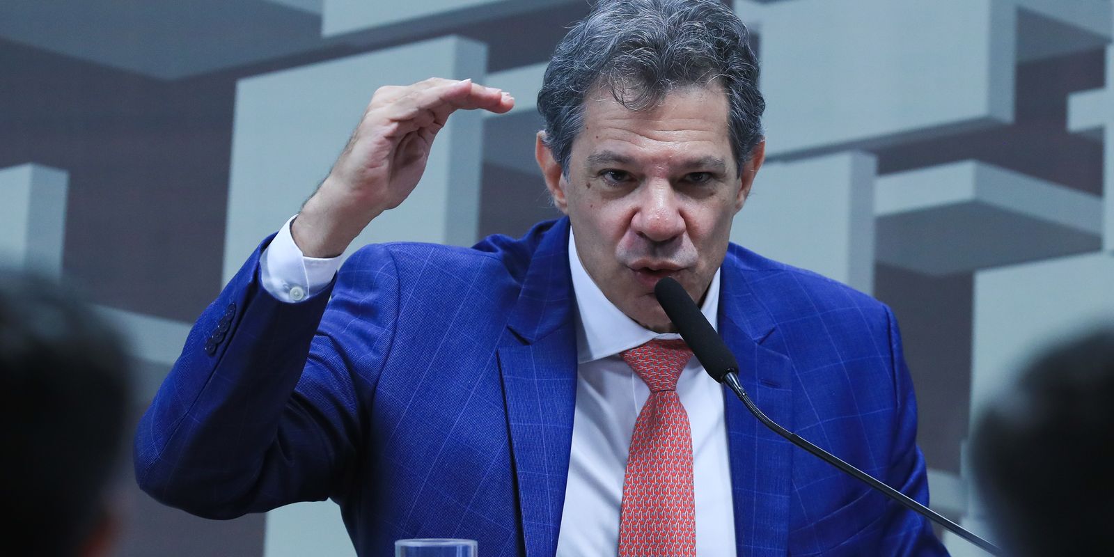 Haddad pressiona Câmara a votar projeto que pune devedor contumaz - Imagem do artigo