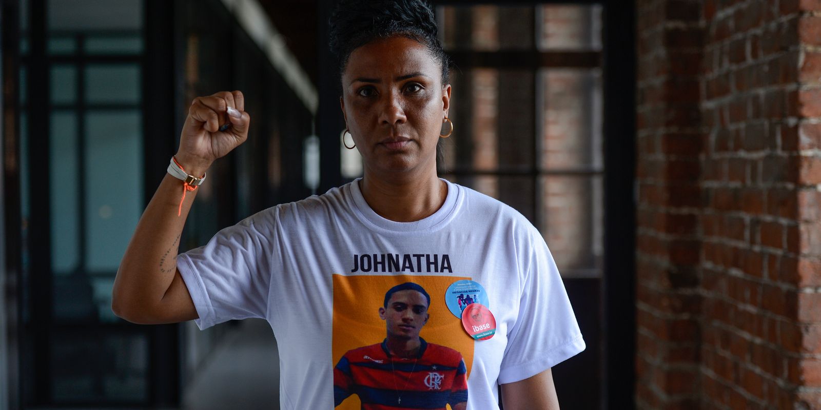 Prêmio Martin Ennals homenageia mãe que denuncia violência policial no Rio - Imagem do artigo