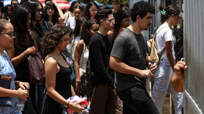 Imagem destacada - Segundo dia do Enem 2025 tem prova extensa, mas questões tranquilas