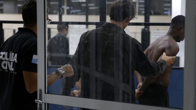 Imagem destacada - Maioria em atividade no tráfico afirma querer deixar o crime