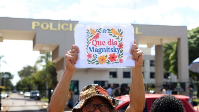 Imagem destacada - Ministros endossam decisão de Moraes que decretou prisão de Bolsonaro