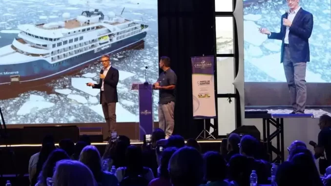 cruise360-brasil-2026-santos-oportunidades-agentes-de-viagens Palestra sobre Cruise360 Brasil 2026 em Santos com destaque para oportunidades para agentes de viagens, apresentado por especialista em evento de turismo.