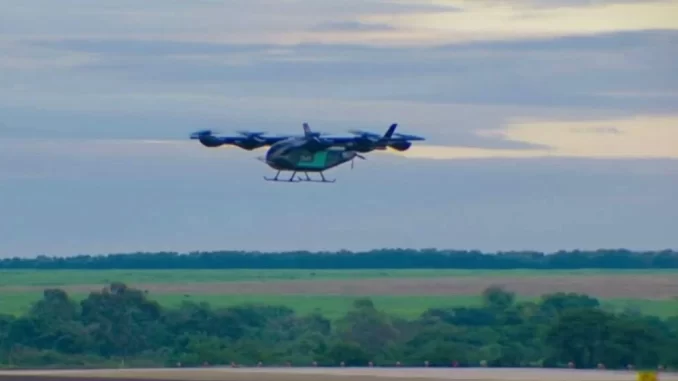 embraer-voo-prototipo-carro-voador-eve-air-mobility Embraer realiza o primeiro voo do protótipo de carro voador da Eve Air Mobility com sucesso, marcando avanço na mobilidade aérea inovadora.