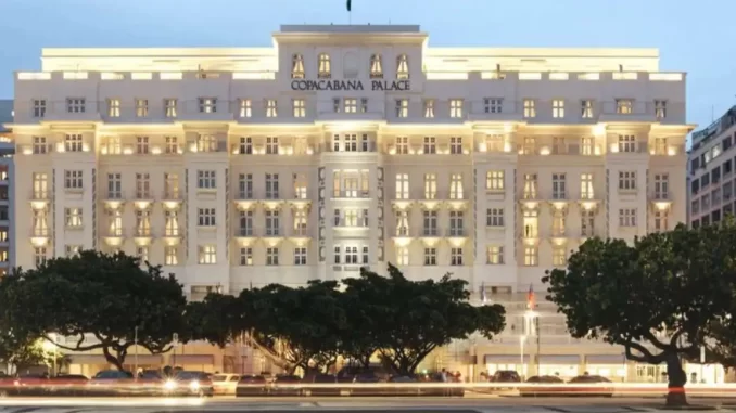 hotel-copacabana-palace-escala-5x2-luxo O Hotel Copacabana Palace, um hotel de luxo na orla do Rio de Janeiro, aderiu à escala 5x2 para todos os funcionários, promovendo melhorias nas condições de trabalho.