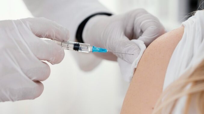 Imagem destacada - OMS reafirma que vacinas não causam autismo após análise global