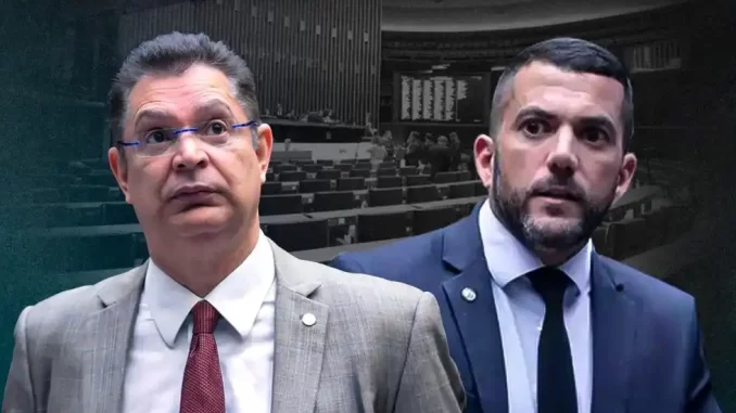 sostenes-e-jordy-pl-rio-de-janeiro-gastos-cotas-parlamentares-aluguel-veiculos Sóstenes e Jordy do PL do Rio de Janeiro participaram de evento político, destacando gastos de R$ 742 mil de cotas parlamentares com aluguel de veículos.