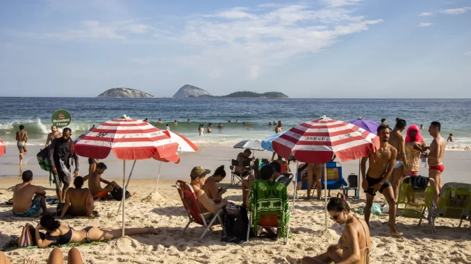 Imagem destacada - Exposição ao Sol: riscos do excesso e falta para a vitamina D
