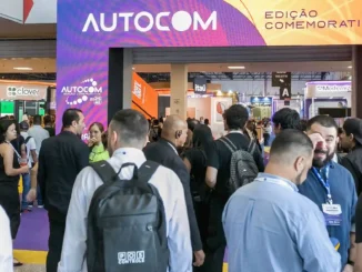 Evento AUTOCOM 2026 destaca inteligência artificial e automação avançada no varejo brasileiro, reunindo profissionais e tecnologia de ponta.