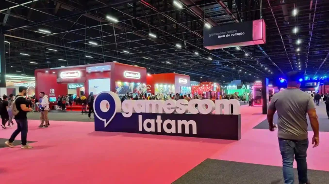 Imagem da edição da Gamescom Latam 2026 com ampliações na agenda B2B, atraindo grandes publishers, exibindo estandes e visitantes na feira de jogos.