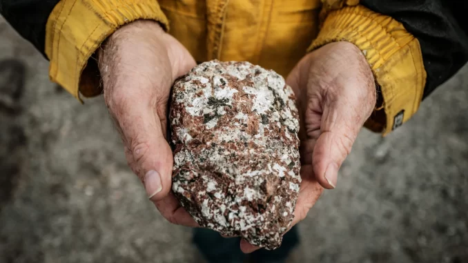 Imagem destacada - Corrida global eleva importância dos minerais de terras raras