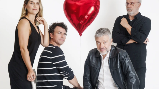 Imagem destacada - Comédia ‘Cock’ retorna a SP no Teatro Vivo para temporada 2026