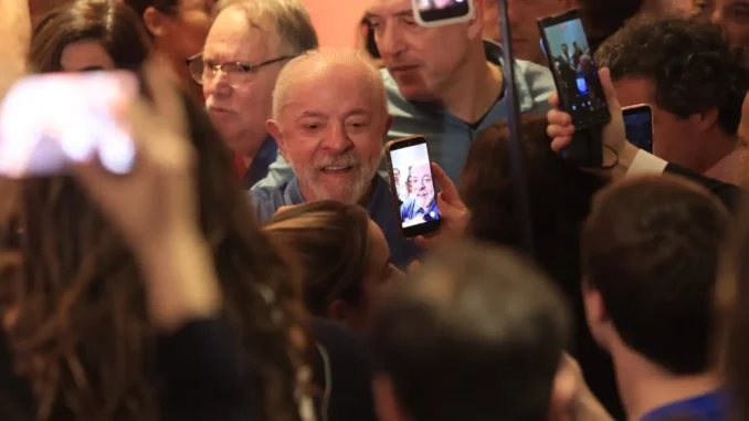 Imagem destacada - Lula agradece votos e diz que teve de vencer intromissão vinda de fora
