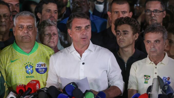 Imagem destacada - Flávio não reconhece vitória de Lula e tentará anulação do pleito